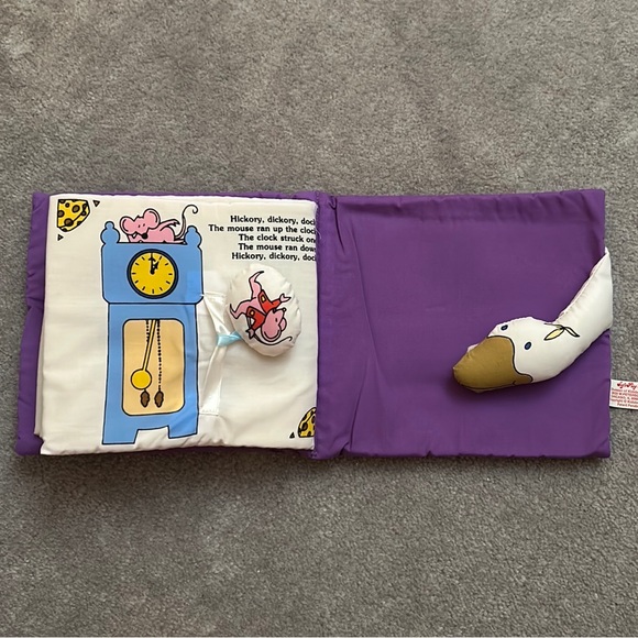 Mother Goose Rhymes Soft Book. NWT - Picture 7 of 12